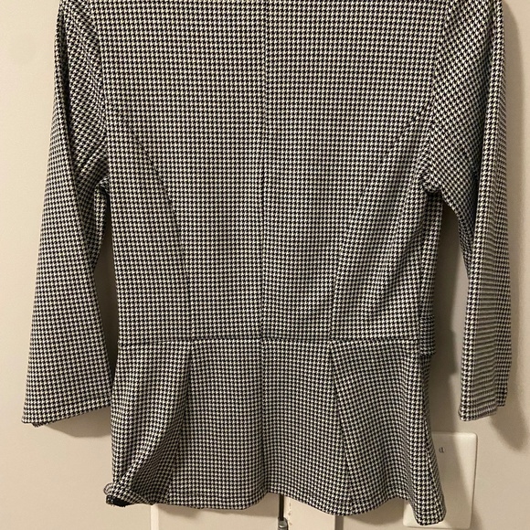 H&M Houndstooth Peplum Top | Size S - Picture 2 of 4